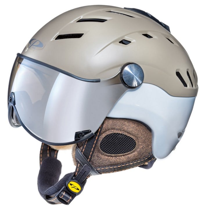 Шлем - лучшая защита головы на склоне